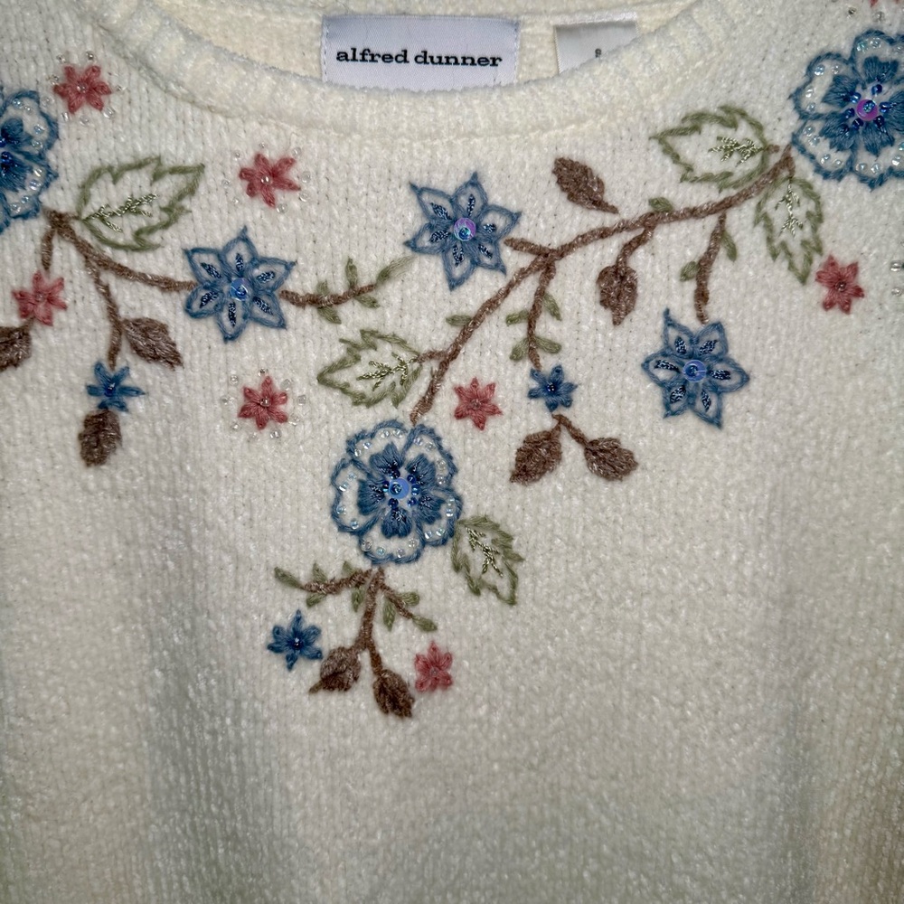 Vintage Alfred Dunner Ivory Floral Embroidered Sweater, Size Small - Picture 3 of 4
